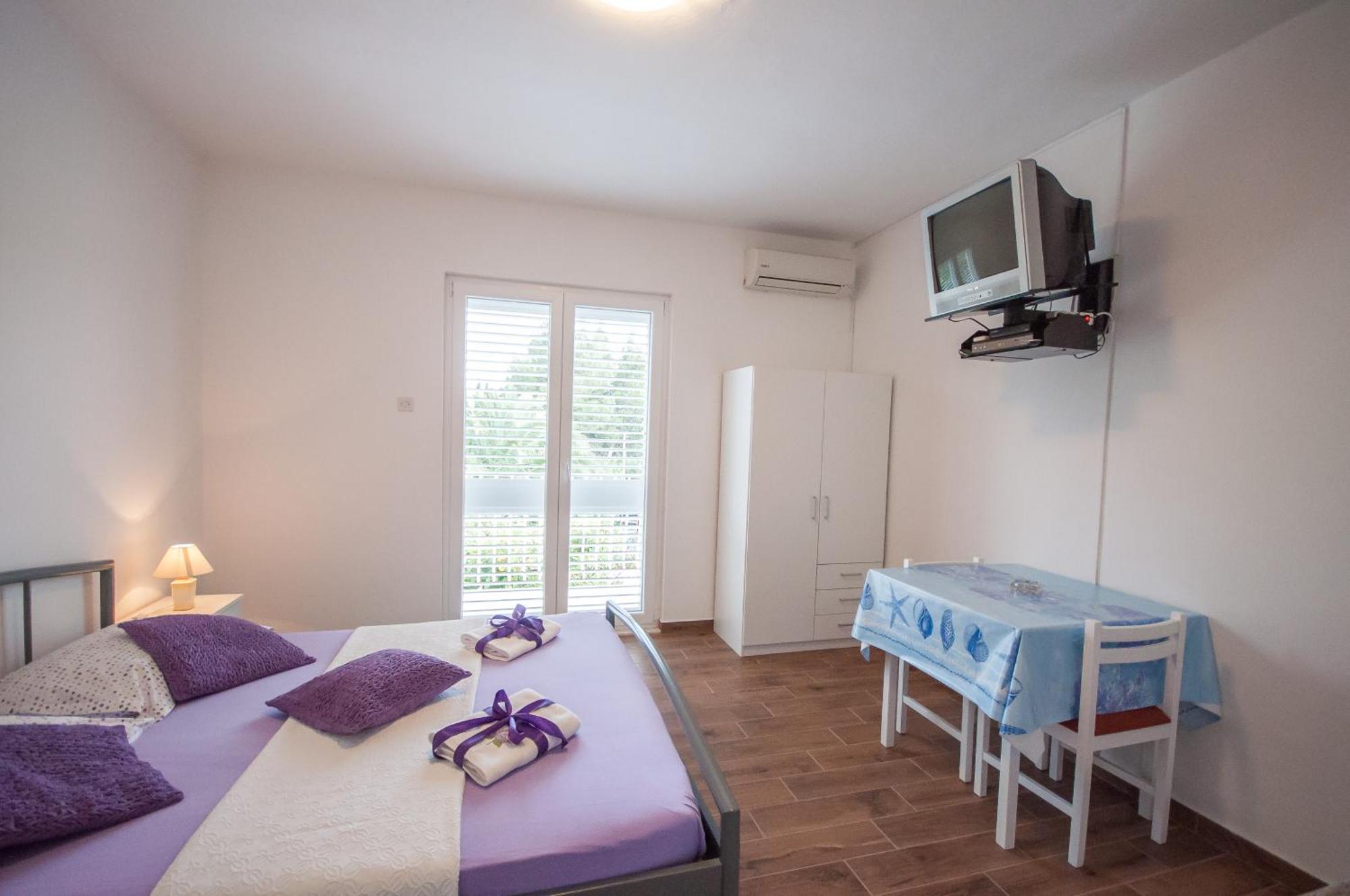 Apartments Srijemsi Mlini Phòng bức ảnh