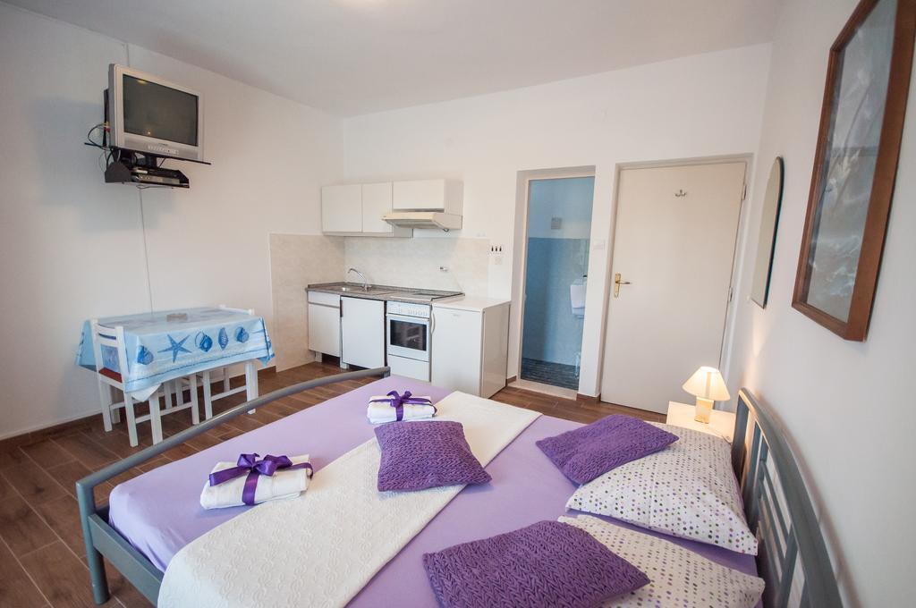 Apartments Srijemsi Mlini Ngoại thất bức ảnh