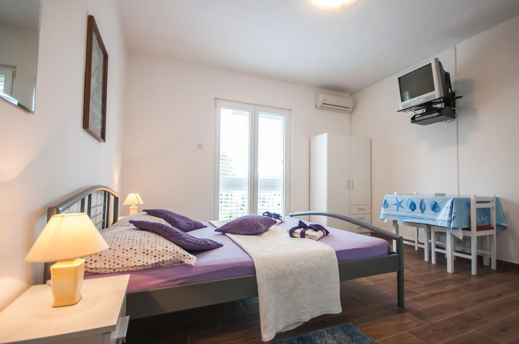 Apartments Srijemsi Mlini Ngoại thất bức ảnh