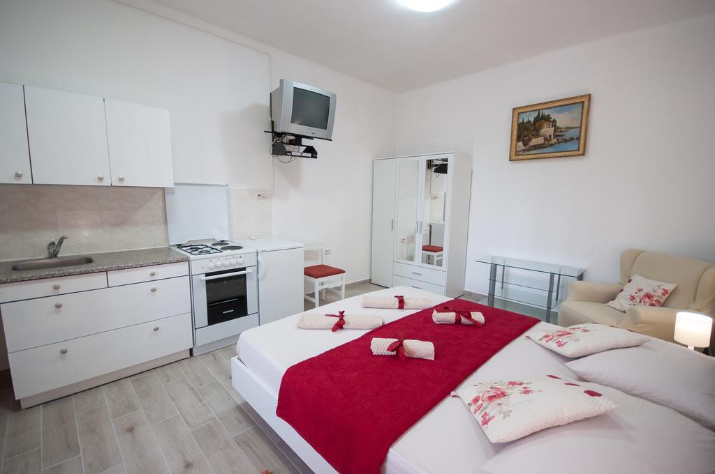 Apartments Srijemsi Mlini Phòng bức ảnh